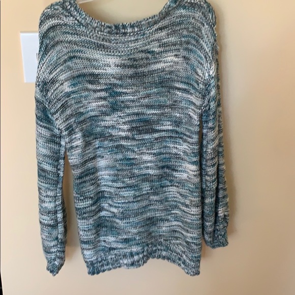 Sweater - Picture 3 of 3